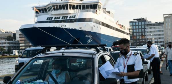 Πώς ταξιδεύουμε στα νησιά – Τι ισχύει με τα τεστ