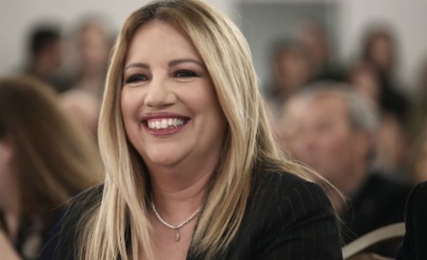 Η Γεννηματά, ο Τσακαλώτος και η πλάκα με τον Αγ. Πορφύριο