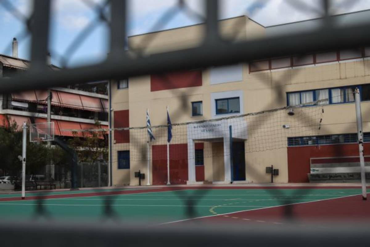 «Κουδούνι» στα λύκεια μετά από 5 μήνες-Θετικοί 236 μαθητές