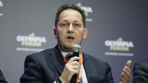Πέτσας: Πρώτη φορά η αυτοδιοίκηση έχει τόσους πόρους στο τραπέζι