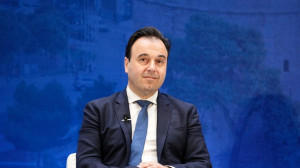 Παπαστεργίου: Πανέτοιμοι για τον προσωπικό αριθμό- Διευκρινίσεις για τις ταυτότητες