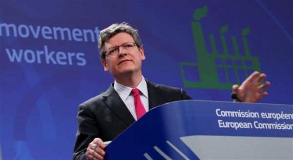 Συστάσεις Άντορ για μείωση πρόωρων συνταξιοδοτήσεων- Διαβεβαιώσεις Βρούτση ότι δεν θα υπάρξουν νέες μειώσεις σε συντάξεις &amp; μισθούς