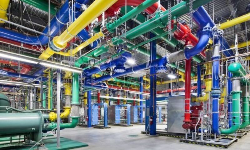 Έκρηξη χρωμάτων στο «άντρο» της Google (vid)