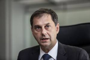 Αίτημα Θεοχάρη για επίσπευση της Συνόδου Υπουργών Τουρισμού της ΕΕ