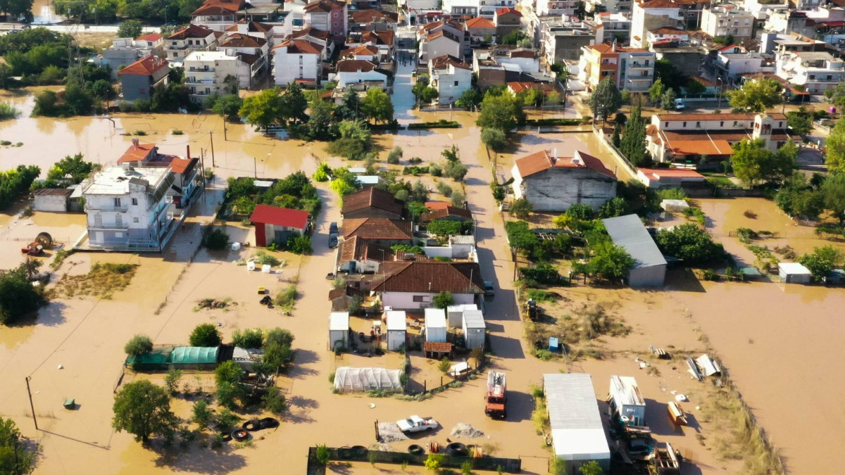 Στις λάσπες ο «θησαυρός» της Θεσσαλίας- Μαρτυρία αγρότη στο Reporter
