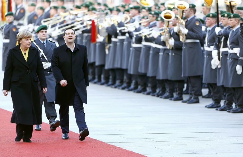 Μετριάζει τις προσδοκίες του Μαξίμου η Καγκελαρία-Μικρό καλάθι, ενόψει Eurogroup