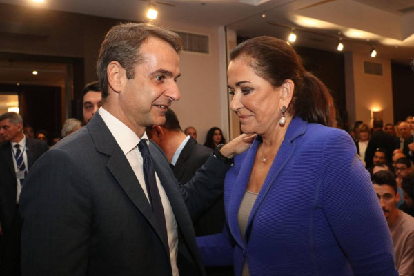 Μητσοτάκης: Φρένο στη Μπακογιάννη αλλά με… κίτρινες κάρτες για τα «καβαλημένα καλάμια»