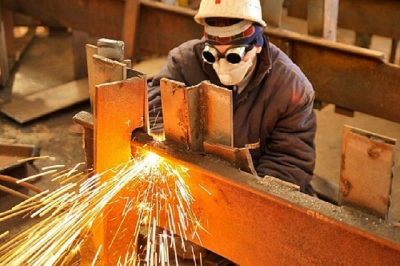 ΙΟΒΕ: Μικρή βελτίωση των επιχειρηματικών προσδοκιών στη Βιομηχανία τον Απρίλιο