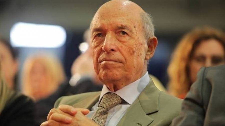 Νέα απάντηση Σημίτη στην λασπολογία και προειδοποιήσεις για... περιπέτειες