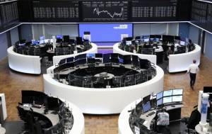 Σε κλοιό ρευστοποιήσεων τα ευρωπαϊκά χρηματιστήρια