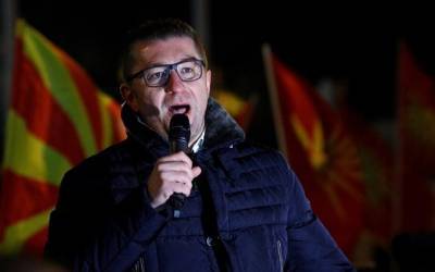 Η αντιπολίτευση στα Σκόπια καταδίκασε Ζάεφ και ζήτησε πρόωρες εκλογές