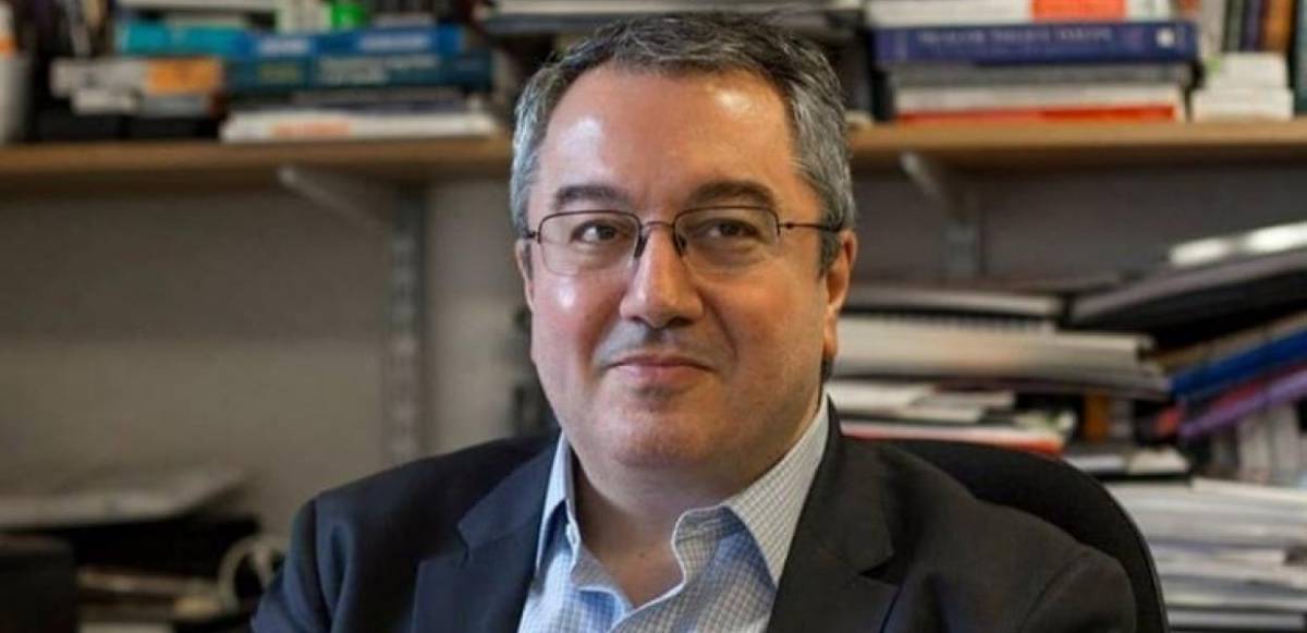 Μόσιαλος: Έπρεπε να είχαν προηγηθεί θετικά μέτρα, πριν τα πρόστιμα