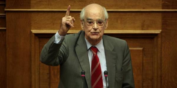 Απόστολος Κακλαμάνης ενόψει β'γύρου: Με νέα γενιά στελεχών η ανασυγκρότηση
