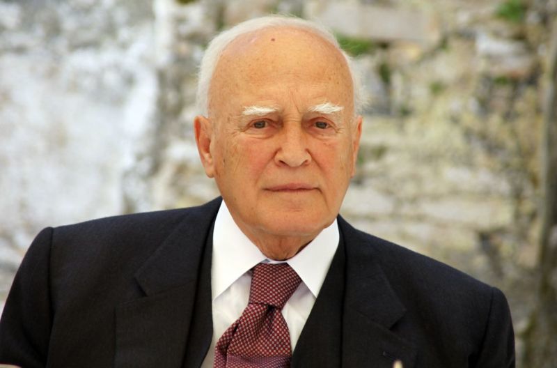 Πήρε εξιτήριο από το νοσοκομείο ο Κάρολος Παπούλιας