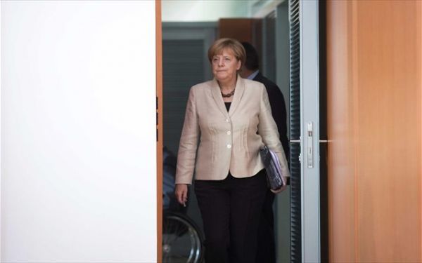 Μέρκελ: «Σημείο καμπής» για τη Γερμανία η προσφυγική κρίση