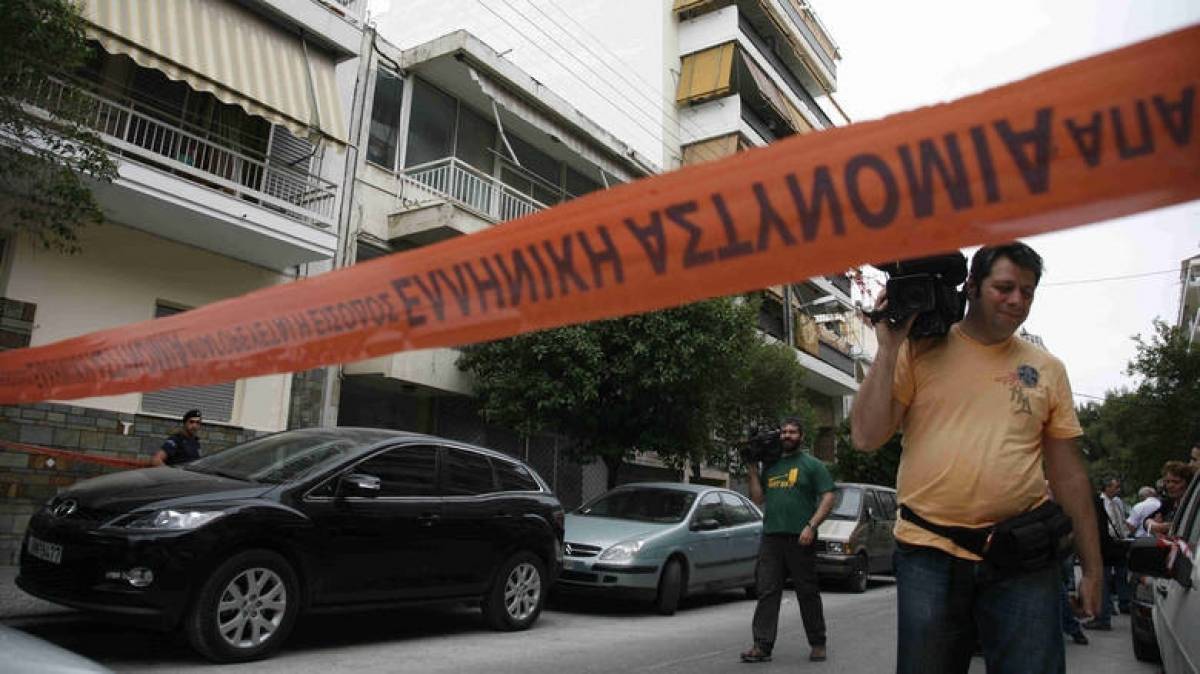 Έγκυος πήδηξε απ'το μπαλκόνι του σπιτιού της στον Άγιο Δημήτριο