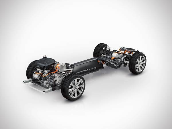 Volvo: Προχωράει σε συμφωνίες δισεκατομμυρίων δολαρίων για προμήθεια μπαταριών