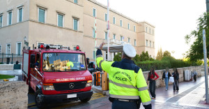 Λήξη συναγερμού στη Βουλή μετά το τηλεφώνημα για βόμβα