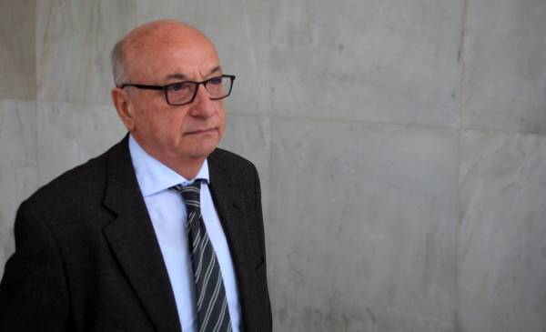 Τσουκάτος:Ο Σημίτης δεν είχε καμία σχέση με τα οικονομικά ΠΑΣΟΚ
