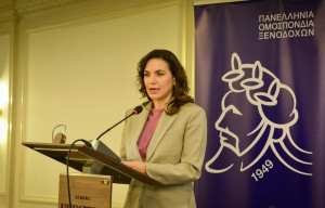 Κεφαλογιάννη: Τα χιονοδρομικά κέντρα γίνονται υποδομές 12μηνης λειτουργίας