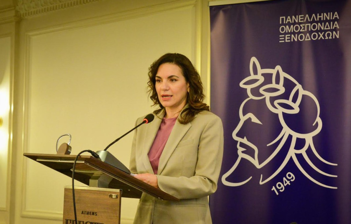 Κεφαλογιάννη: Τα χιονοδρομικά κέντρα γίνονται υποδομές 12μηνης λειτουργίας
