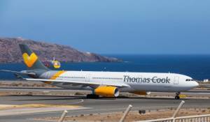 Thomas Cook: Αναβολές πληρωμών και έκπτωση φόρου στο «πακέτο» στήριξης