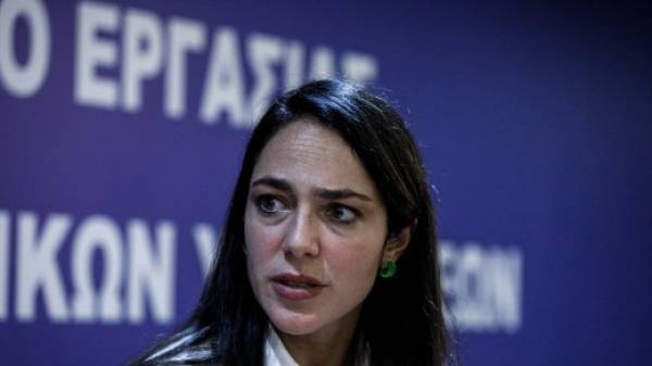 Μιχαηλίδου: Στις 22 Ιανουαρίου η ψήφιση του επιδόματος γέννας