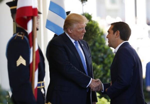 Ο Τραμπ «πούλησε» με το... καλημέρα την αναβάθμιση των F-16!