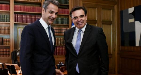 Ολοκληρώθηκε η συνάντηση Μητσοτάκη - Σχοινά, εκκρεμεί το χαρτοφυλάκιο