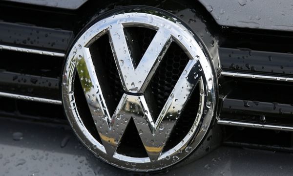 «Ομολογία» VW: 8 εκατ. αυτοκίνητα της Ε.Ε. με «πειραγμένο» λογισμικό