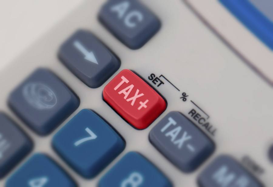 Αυξημένοι κατά 627 εκατ. ευρώ οι απλήρωτοι φόροι τον Μάρτιο