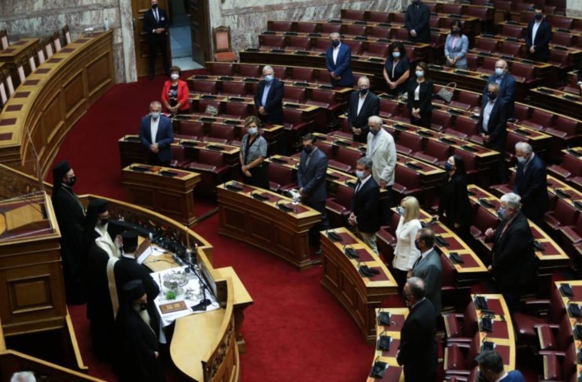 Εκλέχθηκαν οι κοσμήτορες και οι γραμματείς της Ολομέλειας της Βουλής