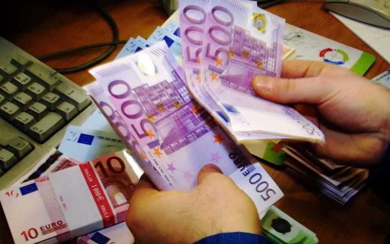 Εφορία: Κάθε μήνα θα μοιράζει με λοταρίες 1 εκ. ευρώ