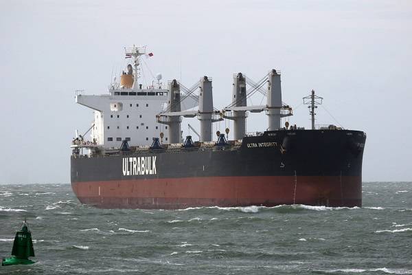 Η Taylor Maritime συνεχίζει την τακτική ανανέωσης του στόλου της