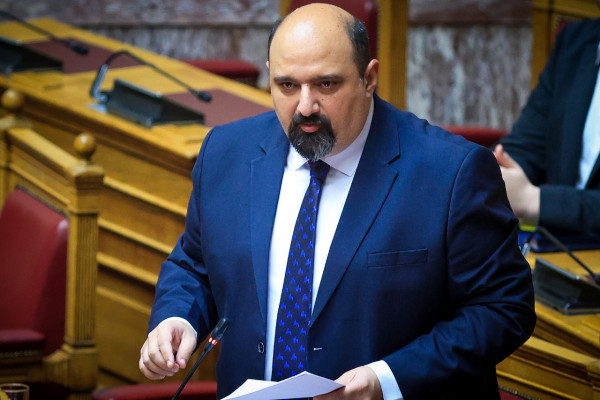 Τέμπη-Τριαντόπουλος: Πρεμιέρα της Προανακριτικής με την συγκρότηση προεδρείου