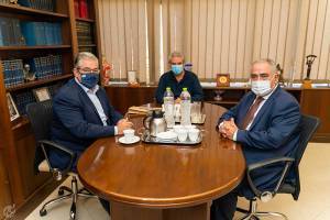 Προτάσεις Κουτσούμπα για στήριξη σε αυτοαπασχολούμενους και επαγγελματίες