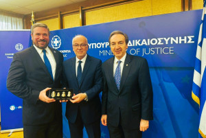 Συνάντηση της ηγεσίας του υπουργείου Δικαιοσύνης με τον Υποδιοικητή του FBI