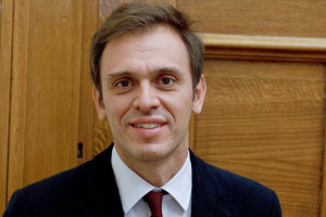 Μάντζος: Τα αποσπασματικά μέτρα ανακούφισης δεν αρκούν
