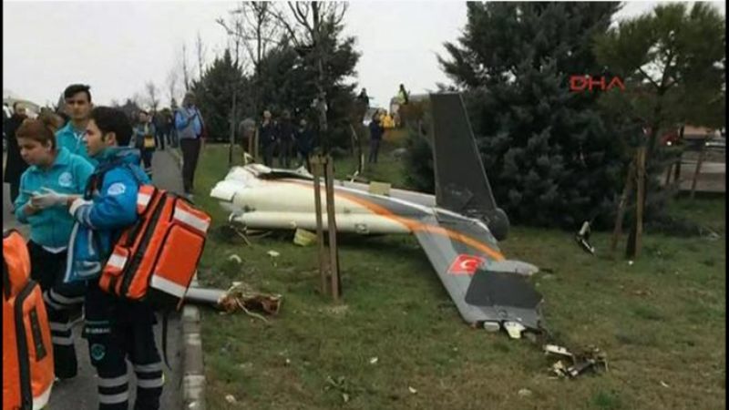 Κωνσταντινούπολη: Τουλάχιστον πέντε νεκροί μετά από συντριβή ελικοπτέρου (εικόνες)