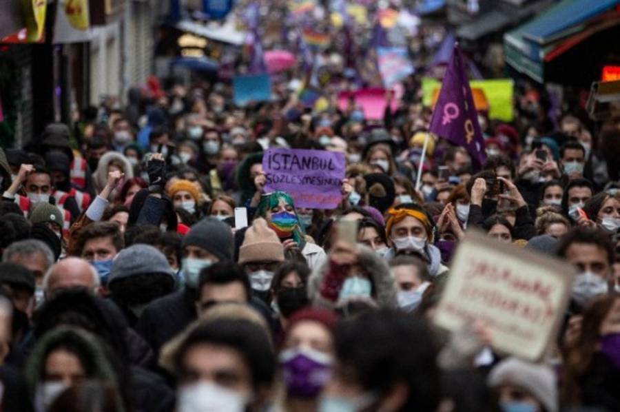 Αποχώρησε η Τουρκία από τη Σύμβαση της Κωνσταντινούπολης