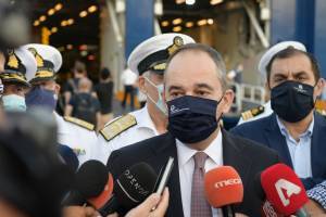 Πλακιωτάκης από Λιμάνι Πειραιά: Απαραίτητα τα νέα μέτρα