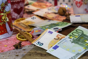 Καταβολή δώρου Χριστουγέννων σε 1.186 εργαζόμενους- Παρέμβαση της Επιθεώρησης Εργασίας