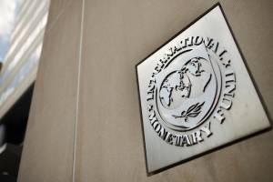 «Καμπανάκι» ΔΝΤ για κατρακύλα 37% του ΑΕΠ των ΗΠΑ