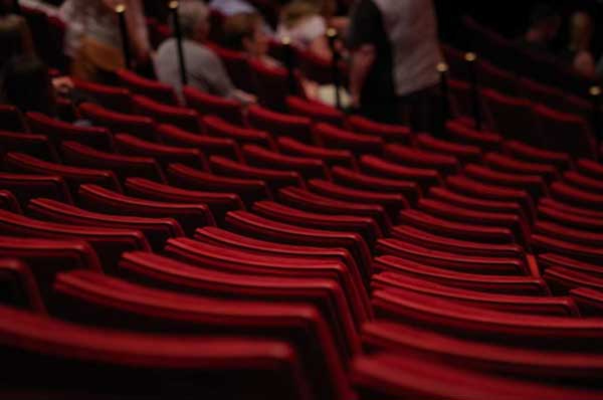 ΥΠΠΟ: Επιχορηγήσεις και παροχή αιγίδας 1.200.000 ευρώ για πολυθεματικά φεστιβάλ-δράσεις