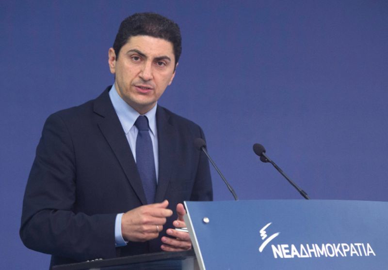 Αυγενάκης:Η προπαγάνδα για τη Φέτα και ο πανικός της κυβέρνησης