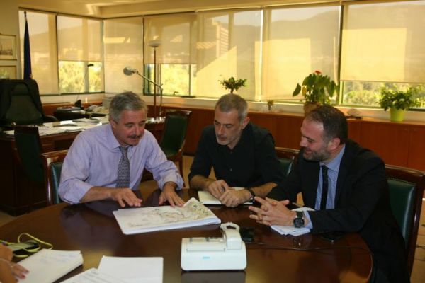 Σχέδιο ανάπτυξης του Πειραιά με συνεργασία Μώραλη- Μανιάτη