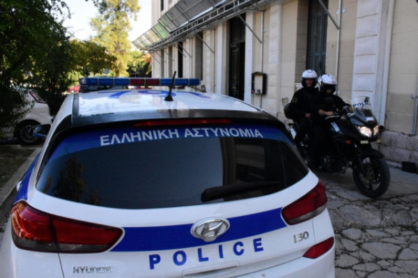 Αίγιο: Ανταλλαγή πυροβολισμών μεταξύ αστυνομικών και επίδοξων διαρρηκτών ΑΤΜ