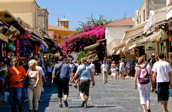 Απώλειες 20 εκατ. για τα ελληνικά ξενοδοχεία λόγω της πτώχευσης των Ρώσων tour operators