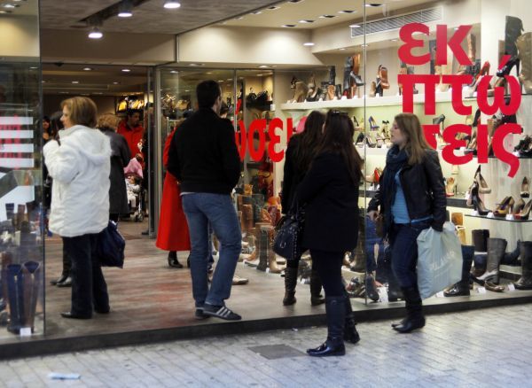 Ανοιχτά την Κυριακή τα εμπορικά καταστήματα