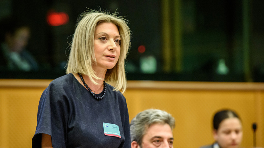 Η Καρυστιανού αποκαλύπτεται